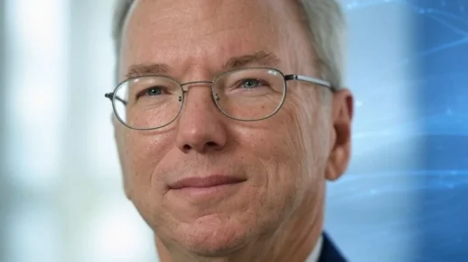 Eski Google CEO'su Eric Schmidt: Yapay Zekanın Kendi Kendini Geliştirme Potansiyeli Ciddi Riskler Taşıyor!