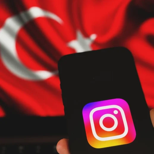 Çocuklar İçin Sosyal Medyaya Girişte Dijital Kimlik ve Yaş Doğrulama Sistemi Planlanıyor!