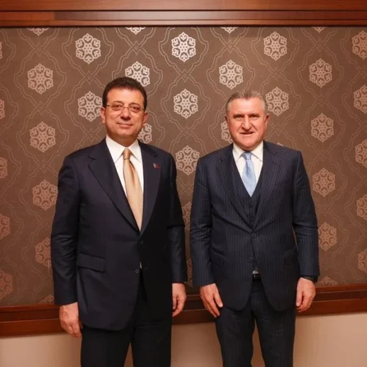 Ekrem İmamoğlu ve Spor Bakanı Osman Aşkın Bak Bir Araya Geldi!
