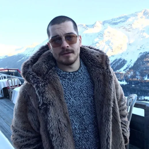 Çağatay Ulusoy'dan Yeni Projesi İçin 3.5 Milyon TL İddialarına Yalanlama!