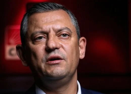 Özgür Özel, Yaşanan Facianın Ardından Siyasi Rant Peşinde Koşanları Milletin Vicdanına Havale Etti!