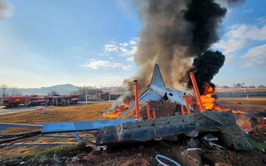 Jeju Air Uçağı Güney Kore'de Düştü, 28 Kişi Hayatını Kaybetti!