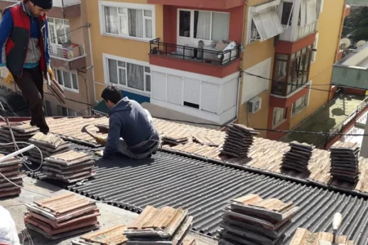 Yozgat'taki Çatı Ustaları, Günlük 2 Bin TL'ye Çalışacak Eleman Bulamıyor!