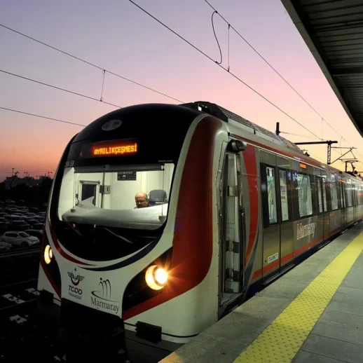 Marmaray Ayrılıkçeşmesi İstasyonunda Bir Kişi İntihar Etti!