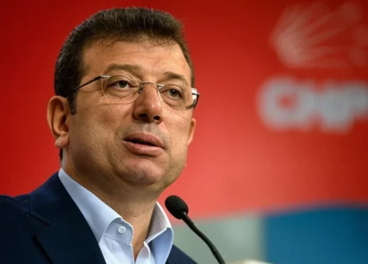 Ekrem İmamoğlu: Hiç 23 Yıldır Şafak Vakti Operasyona Uğrayan bir AK Partili Belediye Başkanı ya da Herhangi bir Yetkili Gördünüz Mü!
