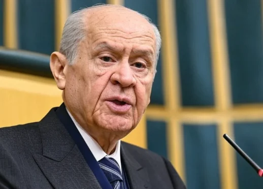 Devlet Bahçeli: 12 Ada Gasp Edilmiş, Asıl Sahibi Olan Türk Milletinden Ayak Oyunlarıyla Çalınmıştır. Türkiye 12 Adasız yaşasa Bile, 12 Adanın Türkiyesiz yaşaması Tam bir Hayaldir!