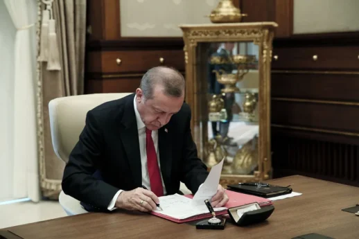 Cumhurbaşkanlığı İdari İşler Başkanlığı Kaldırıldı, Yerine Genel Sekreterlik Kuruldu!