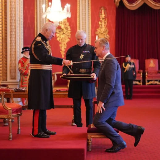 Kral Charles, Yönetmen Christopher Nolan'a Şövalyelik Unvanı Verdi!