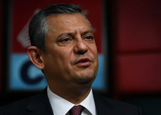Özgür Özel, "Kendi Vatandaşına Düşman Hukuku Uygulayanlar, Hiçbir Dönemde Başarılı Olamamıştır. Bugün Yaşananlar, İktidarın Acizliğinin Göstergesidir." Dedi!