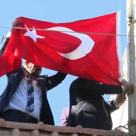 Türkiye'nin Halep Başkonsolosluğu, 12 Yıl Aradan Sonra Yeniden Açıldı ve Türk Bayrağı Göndere Çekildi!