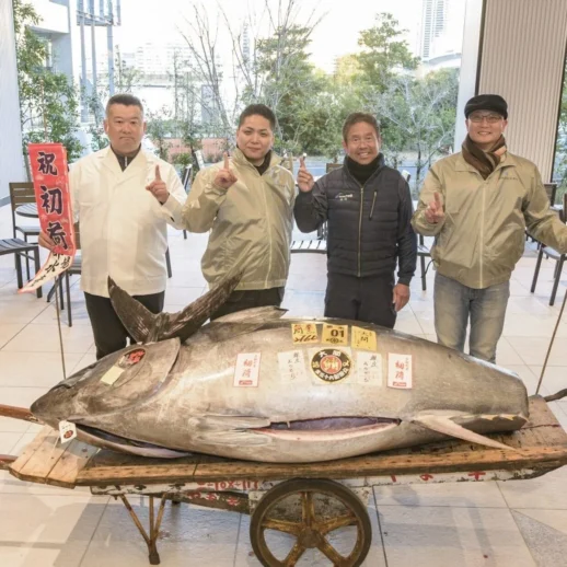 Japonya'da 276 Kiloluk Mavi Yüzgeçli Orkinos 1,3 Milyon Dolara Satıldı!