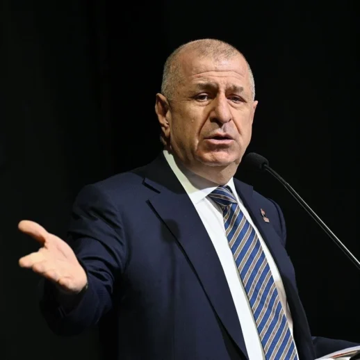 Ümit Özdağ, Yolsuzluk Soruşturmalarının Yalnızca CHP'li Belediyelerde Yapılmasını Eleştirerek, AKP'li Belediyelerde de Soruşturma Olması Gerektiğini Vurguladı ve Bu Durumu Hukuksuzluk Olarak Nitelendirdi!