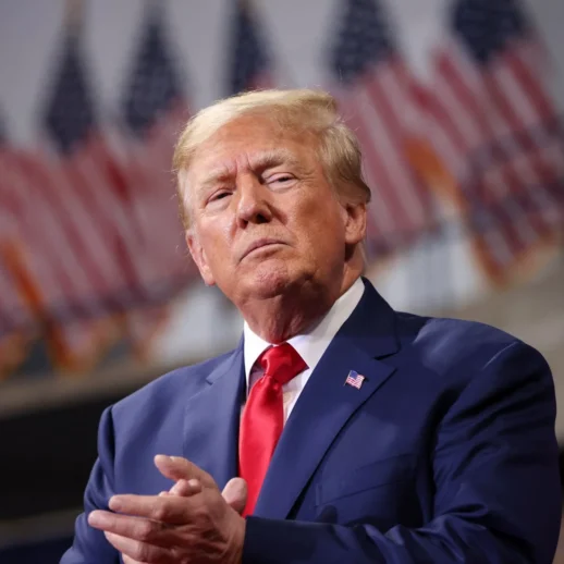 Trump'ın Üçüncü Kez Seçilmesine Olanak Tanıyan Anayasa değişikliği Tasarısı Meclise Sunuldu!