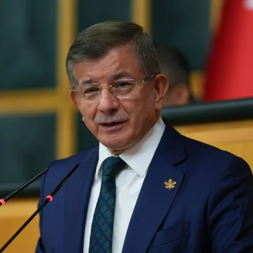 Ahmet Davutoğlu, Tanju Özcan ve Kültür ve Turizm Bakanı Ersoy'un Derhal İstifa Etmesi Gerektiğini Söyledi!