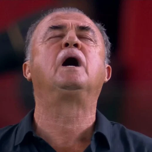 Al Shabab'ın Yediği Üçüncü Gol Sonrası Fatih Terim!