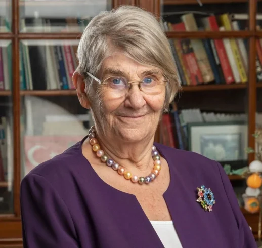 Canan Karatay, Pandemi Sürecinin Rockefeller ve Bill Gates'in Bir Senaryosu Olduğunu Belirtti ve Bunun Dünya Genelinde Bilindiğini, Komplo Teorisi Olmadığını İfade Etti!