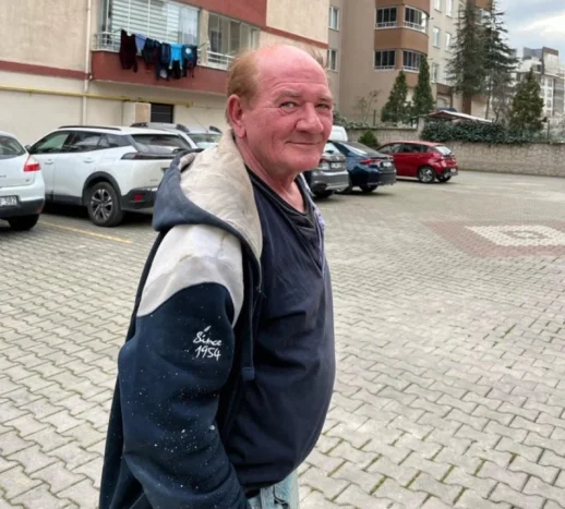 Atatürk'e Benzeyen Tesisatçı, Sosyal Medyada Viral Oldu!